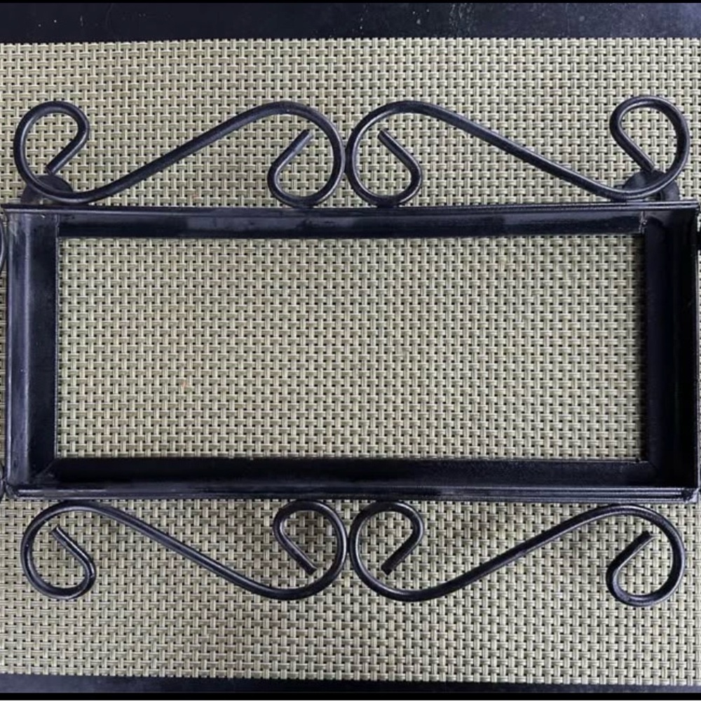 ⭐️ 3/$10 Black Wrought Iron Frame for Address Tiles